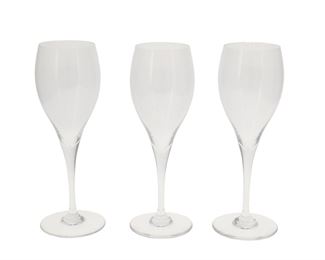 1140
A Set Of Baccarat "Saint Remy" Tall Water Goblets
20th Century
Each etched: Baccarat / France
Each crystal tall water goblet with smooth stem, 18 pieces
Each: 9.125" H
Estimate: $500 - $700