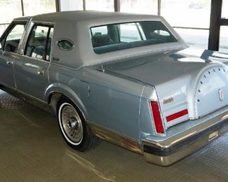 1983 Lincoln Mark VI Passenger Car, 4-Door, VIN # 1MRBP99F6DY673427, Miles Showing 44,050