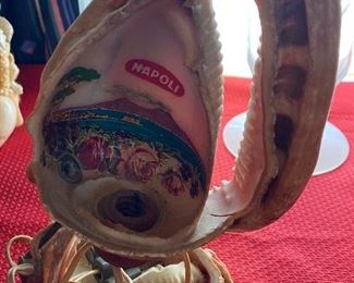 Vintage Napoli Souvenir Seashell Lamp
