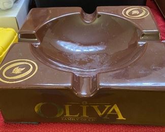 Large Oliva Cigar Ashtray