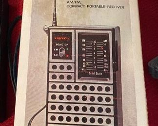 Vintage Supersonic Compact Radio