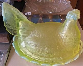 Vaseline Glass Hen on Nest