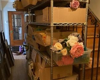 Boxed real silk flowers! These are high quality silk flowers! They look amazingly real! 💕