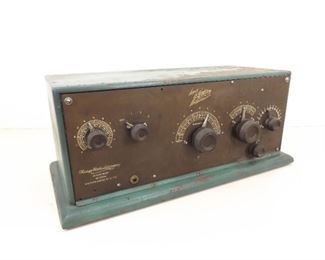 Antique Zenith Model 4R Radio