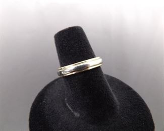 14k Yellow and White Gold Band Ring Size 6.5