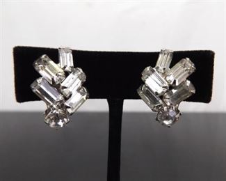 Vintage Weiss Crystal Clip Earrings