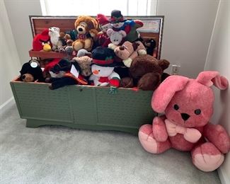 Stuffed Animals, Pound Puppies, Earnhardt Teddies
