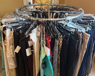 LADIES DESIGNER CLOTHING 
Sizes 14-18