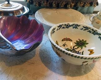 Gorgeous  enameled line  sea shell serving  bowl  and a large  Portmeirion "Botantical Gardens"  serving  bowl