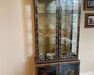 Drexel chinoiserie lighted curio 