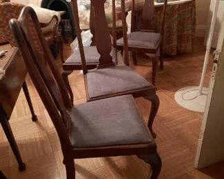 Set of 4 queen Anne chairs,   19th c 