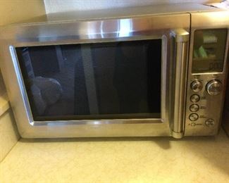 AAE079 - Breville Microwave w/Quick Touch Model BM0734XL