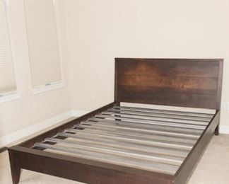 Room & Board Calvin Queen Platform Bed
