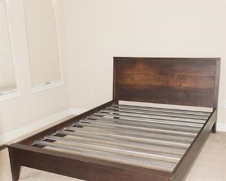 Room & Board Calvin Queen Platform Bed