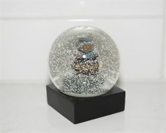 Gorsuch Snowglobe
