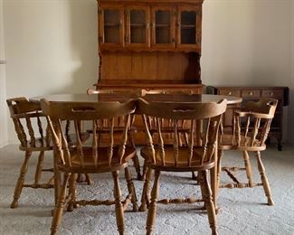 Vintage Young Republic Solid Maple Dining Table w Chairs, Hutch
