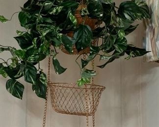 3-Tiered Hanging Basket