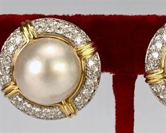 18k Yellow & White Gold Earrings with Made Pearls - Lot 58