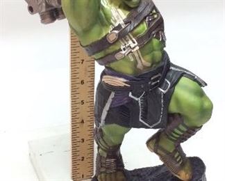 MARVEL THOR RADNAROK HULK SCULPTURE