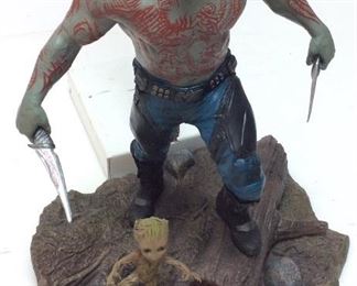 MARVEL DRAX THE DESTROYER & GROOT