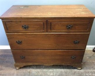 VTG. CHEST OF DRAWERS
