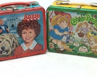 (2)ALADDIN INDUSTRIES, 1983 ANNIE
AND CABBAGE PATCH LUNCH BOXES