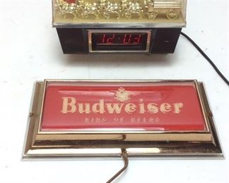 BUDWEISER CLOCK AND LIGHT, CLOCK