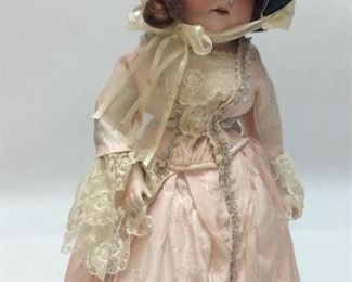ANTIQUE ARMAND MARSEILLES DOLL