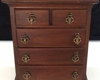 MINIATURE JEWELRY WOODEN DRESSER