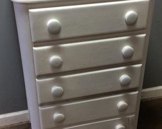 CHEST OF DRAWERS