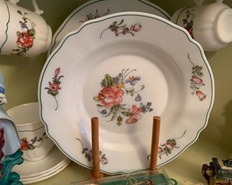 small dinnerware set