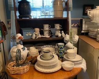 lots of blue and white dinnerware