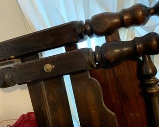 Full bed headboard and footboard