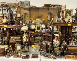Selection of Victorian Antiques 