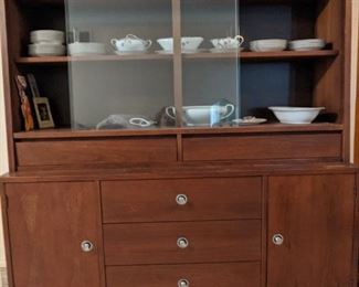 Stanley Mid Century China Closet