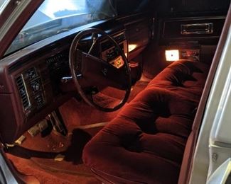 Cadillac Sedan de Ville