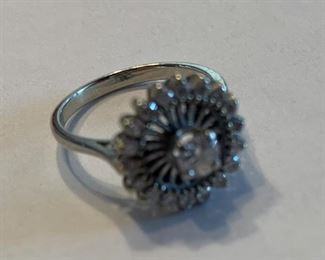 14 kt - Diamond / Spinels Ring - 4 Grams - Size 6 - $ 248.00