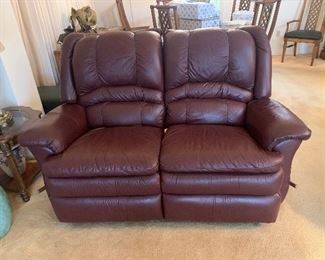 La-ZBoy Dual Recliner