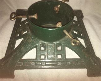 Christmas Tree Base Pic #2