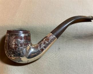 088 Silver Horse racing themed overlay on a smoking pipe