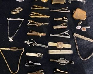 241 Variety Of Vintage Tie Clips And Bars