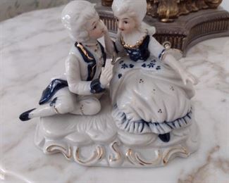 Capodimonte couple figurine mint condition