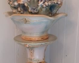 Capodimonte fountain Giulietta and Romeo. Signed and marked