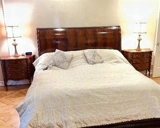 King size bed Maitland or Theodore 