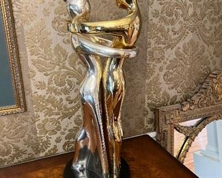 Very cool signed sculpture 