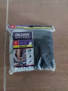 Package Of Gildan Men's Big & Tall Gray & Black Size 12-15 Low Cut Socks