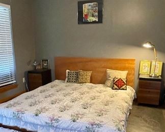 King Size Mattress, Linens