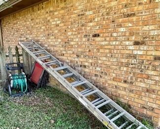 Expanding Aluminum Ladder