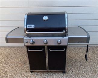 Weber Grill with Natural Gas Connection