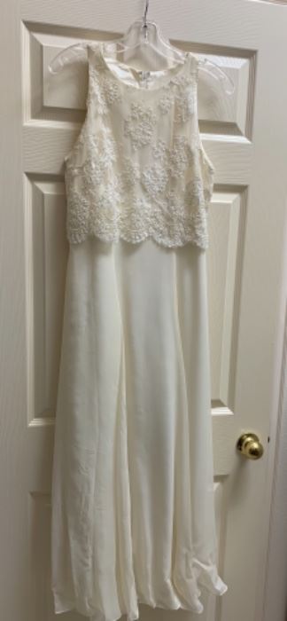 Size 10 Watters and Watters Wedding Gown